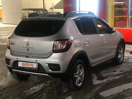 2015 Renault Sandero Stepway II, серебристый, 949900 рублей, вид 2