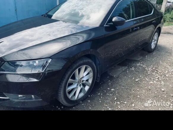 2016 Skoda Superb III, коричневый, 2100000 рублей - вид 8