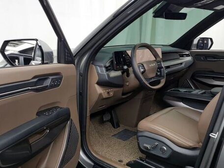 2025 Kia EV9 Long Range, серый, 5200000 рублей, вид 5