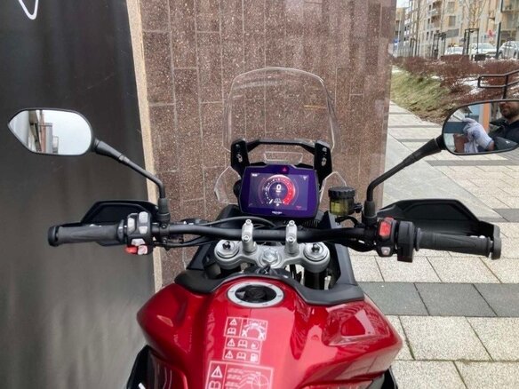 2025 Triumph Tiger 900, красный, 1990000 рублей - вид 4