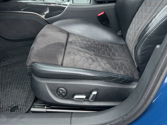 2016 Audi RS 6 performance III (C7) Рестайлинг, синий, 4999999 рублей - вид 16