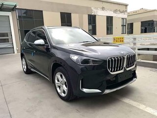 2023 BMW X1 Long 20Li sDrive III (U11/U12), белый, 2830000 рублей, вид 3