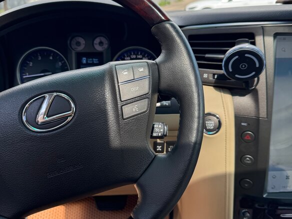 2010 Lexus LX 570 III, чёрный, 2950000 рублей - вид 8
