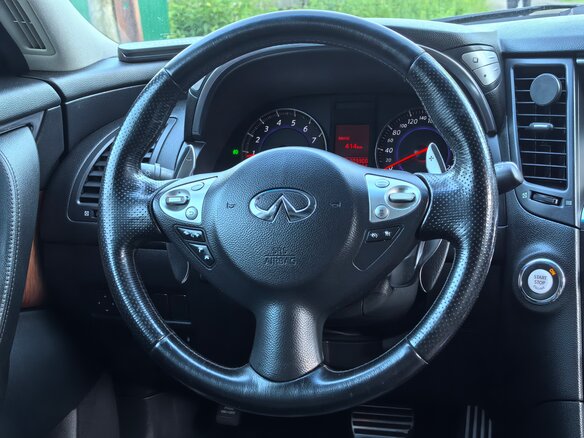 2010 Infiniti FX37 II (S51), коричневый, 1990000 рублей - вид 24