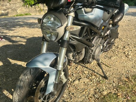 2012 Ducati Monster 696, серебристый, 425000 рублей, вид 5