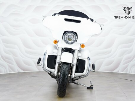 2017 Harley-Davidson Street Glide Special, белый, 1627000 рублей, вид 4