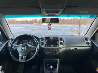 2010 Volkswagen Tiguan I, красный, 960000 рублей, вид 5