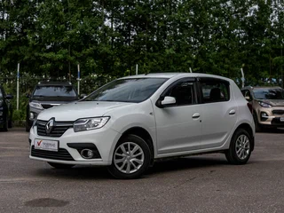 2018 Renault Sandero II Рестайлинг, белый, 842000 рублей, вид 1