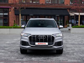 2021 Audi Q7 55 TFSI II (4M) Рестайлинг, серебристый, 5590000 рублей, вид 3