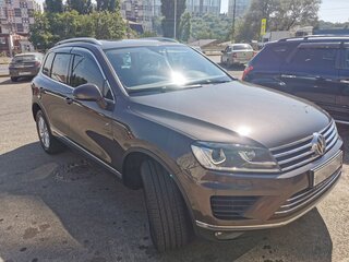 2015 Volkswagen Touareg II Рестайлинг, коричневый, 2550000 рублей, вид 3