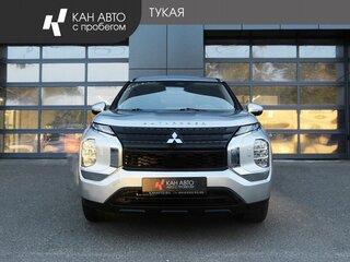 2021 Mitsubishi Outlander IV, серебристый, 2528000 рублей, вид 2