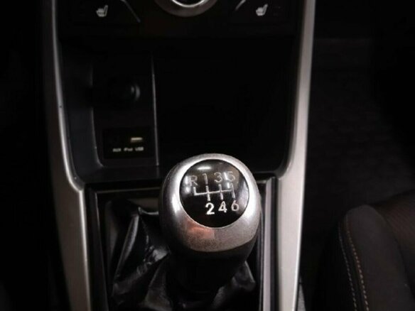 2015 Hyundai Elantra V (MD) Рестайлинг, серебристый - вид 12