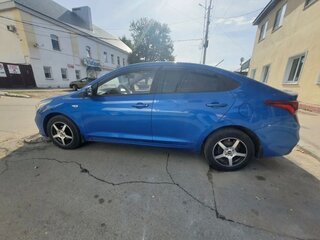 2017 Hyundai Solaris II, синий, 1100000 рублей, вид 5