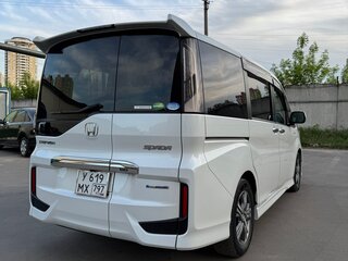 2018 Honda Stepwgn Spada V Рестайлинг, белый, 2550000 рублей, вид 5
