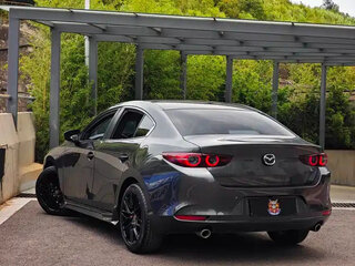 2023 Mazda 3 M Hybrid IV (BP), серый, 1713000 рублей, вид 4