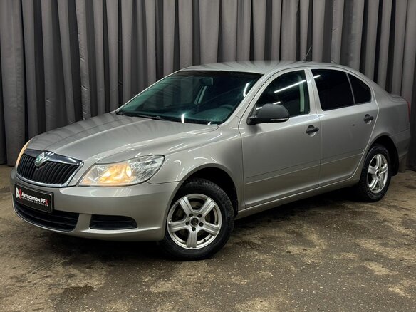 2011 Skoda Octavia II (A5) Рестайлинг, серый