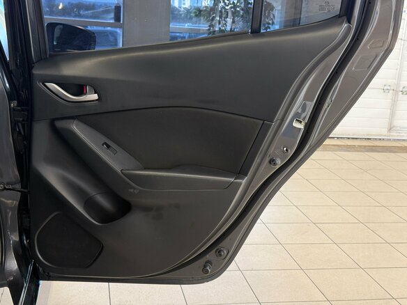2013 Mazda 3 III (BM), серый, 1150000 рублей - вид 16