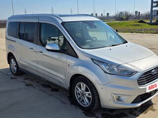 2019 Ford Tourneo Connect II Рестайлинг, серебристый, 2000000 рублей, вид 2
