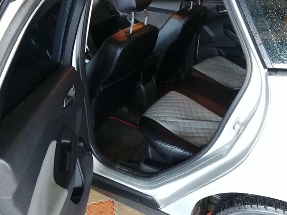 2012 Ford Focus III, серый, 550000 рублей - вид 7
