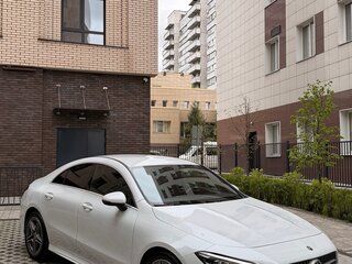 2020 Mercedes-Benz CLA 200 II (C118, X118), белый, 3500000 рублей, вид 2