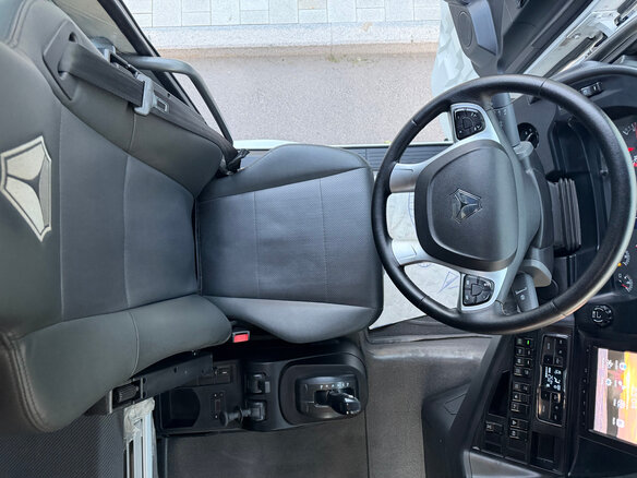 2023 Sinotruk Sitrak C7H, белый, 6150000 рублей - вид 27