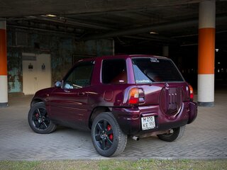 1996 Toyota RAV4 I (XA10), розовый, 600000 рублей, вид 5