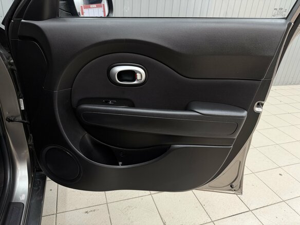 2018 Kia Soul II Рестайлинг, серый, 1239000 рублей - вид 13