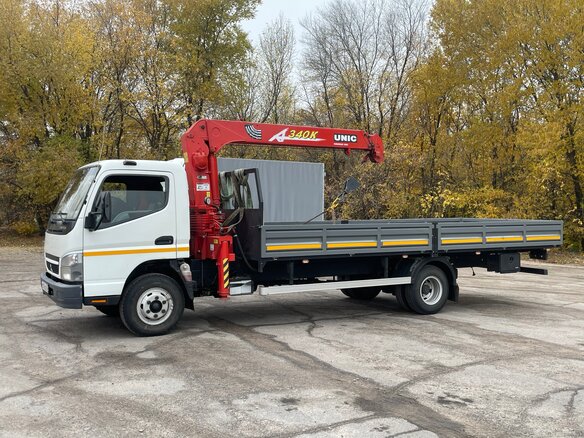 2011 Fuso (Mitsubishi) Canter, белый, 3650000 рублей