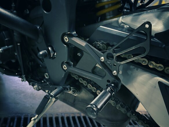 2023 Yamaha MT-10SP, чёрный, 1900000 рублей - вид 7