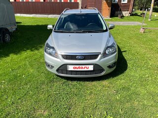2010 Ford Focus II Рестайлинг, серебристый, 600000 рублей, вид 3