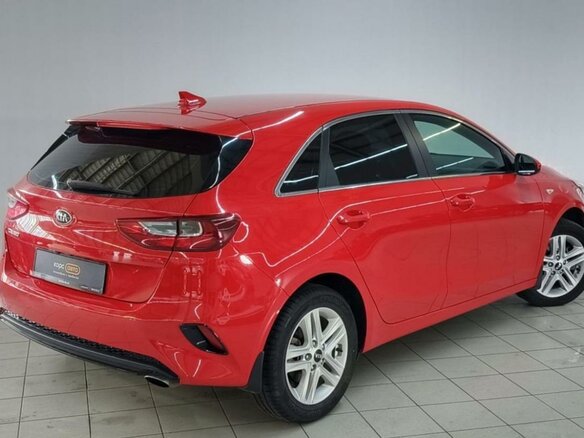 2020 Kia Ceed III, красный, 2000000 рублей - вид 1