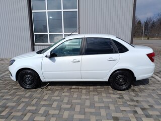 2024 Lada (ВАЗ) Granta I Рестайлинг, белый, 750000 рублей, вид 4