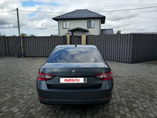 2018 Skoda Superb III, серый, 1500000 рублей, вид 3