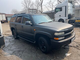 2004 Chevrolet Tahoe II, чёрный, 1250000 рублей, вид 2