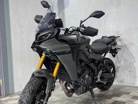 2022 Yamaha MT-09 Tracer (FJ-09), серый, 1310000 рублей, вид 5