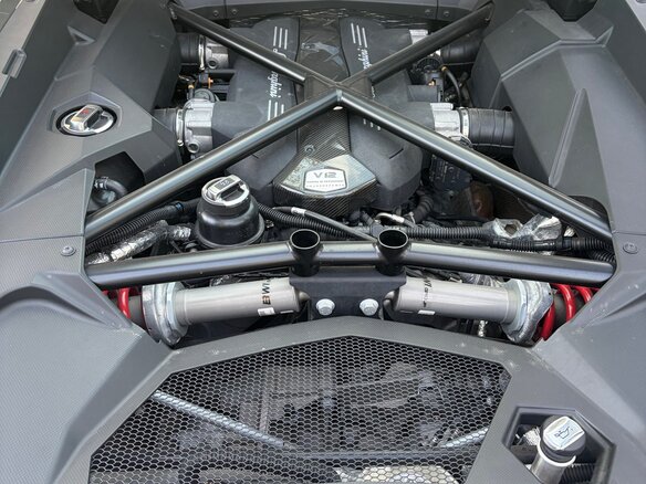 2020 Lamborghini Aventador I Рестайлинг, серый, 49500000 рублей - вид 7