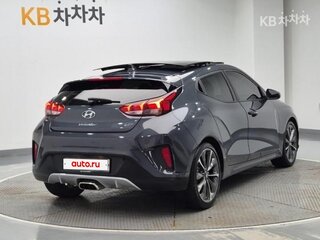 2018 Hyundai Veloster II, серый, 1415000 рублей, вид 4
