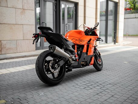 2026 KTM 990 RC R, оранжевый, 2400000 рублей, вид 3