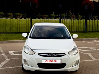 2012 Hyundai Solaris I, белый, 800000 рублей, вид 1
