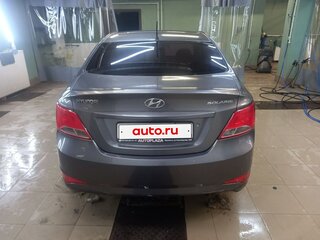 2015 Hyundai Solaris I Рестайлинг, серый, 750000 рублей, вид 5