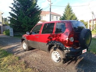 2014 Chevrolet Niva I Рестайлинг, красный, 670000 рублей, вид 5
