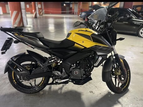 2019 Bajaj Pulsar NS 200, жёлтый, 195000 рублей, вид 2