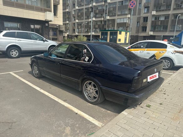 1995 BMW 5 серии 520i III (E34), синий, 620000 рублей - вид 6