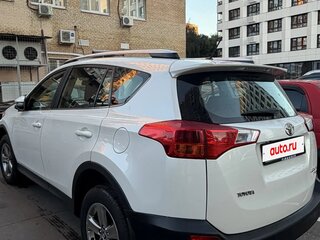 2015 Toyota RAV4 IV (XA40), белый, 1850000 рублей, вид 5