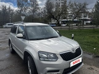 2015 Skoda Yeti I Рестайлинг, серебристый, 1200000 рублей, вид 1