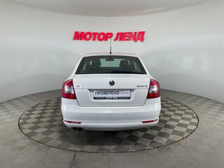 2010 Skoda Octavia II (A5) Рестайлинг, белый, 719000 рублей, вид 5