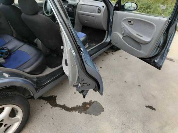 2001 Kia Rio I, синий, 230000 рублей - вид 12