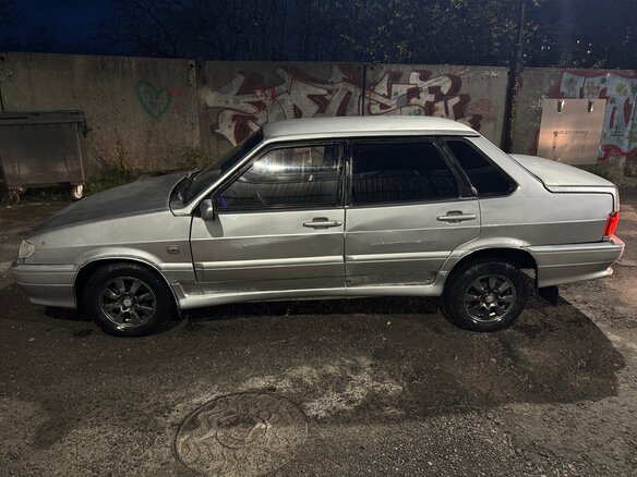 2003 Lada (ВАЗ) 2115, серебристый, 100000 рублей - вид 8