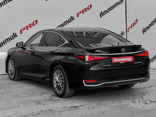 2021 Lexus ES 300h VII, чёрный, 3720000 рублей, вид 4