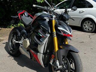 2023 Ducati Streetfighter V4, серый, 3300000 рублей, вид 1